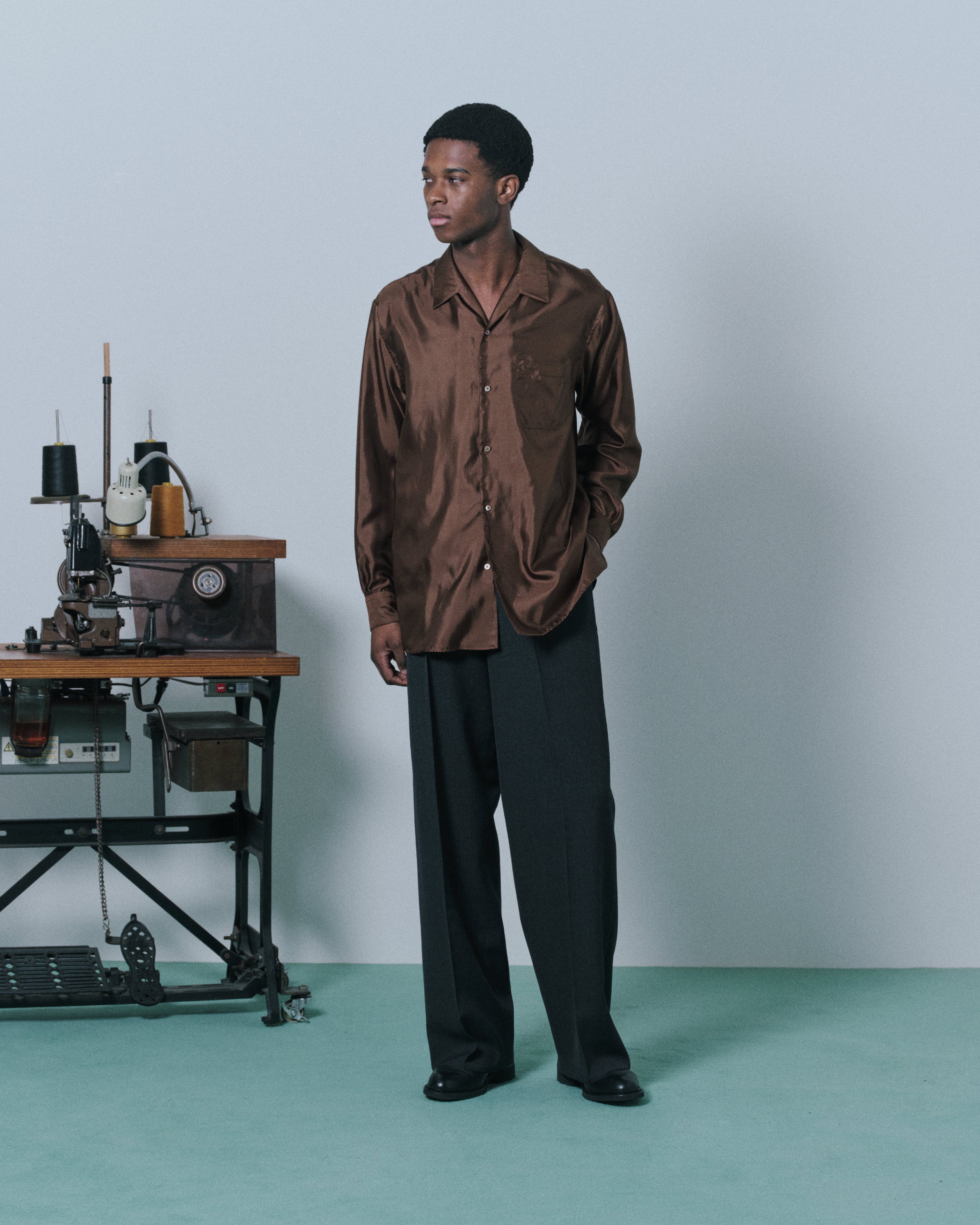 Organic Wool Survival Cloth / Flat Front Wide Trousers, Charcoal