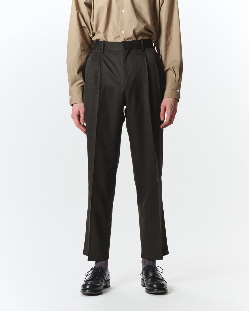 オーガニックウール 2/80 ギャバジン / ダブルプリーテッドストレートトラウザーズ, Dark Olive
