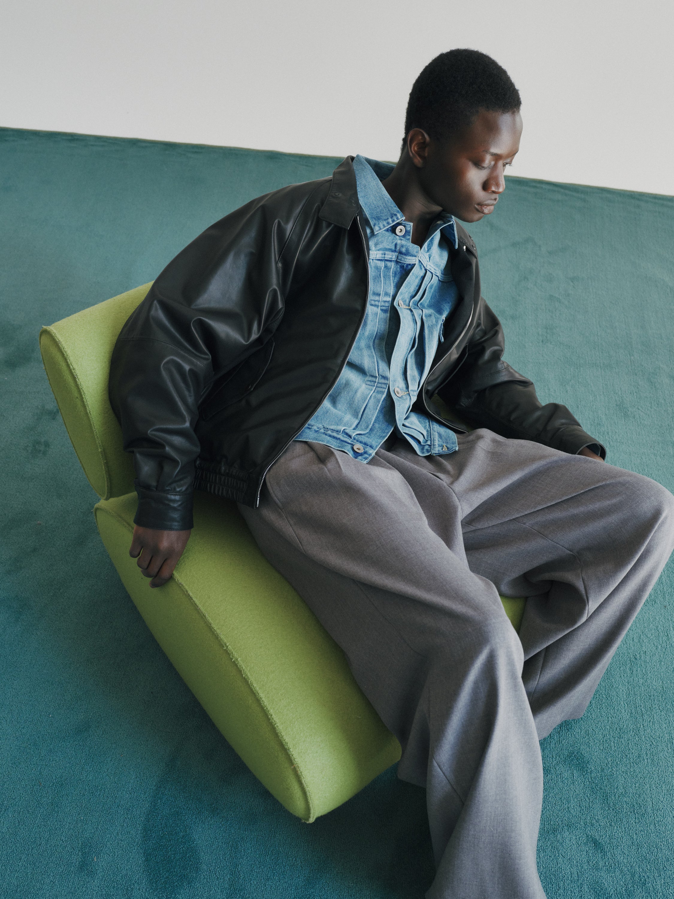 Recycled Polyester Wool Gabardine / Double Pleated Baggy Trousers, Gray