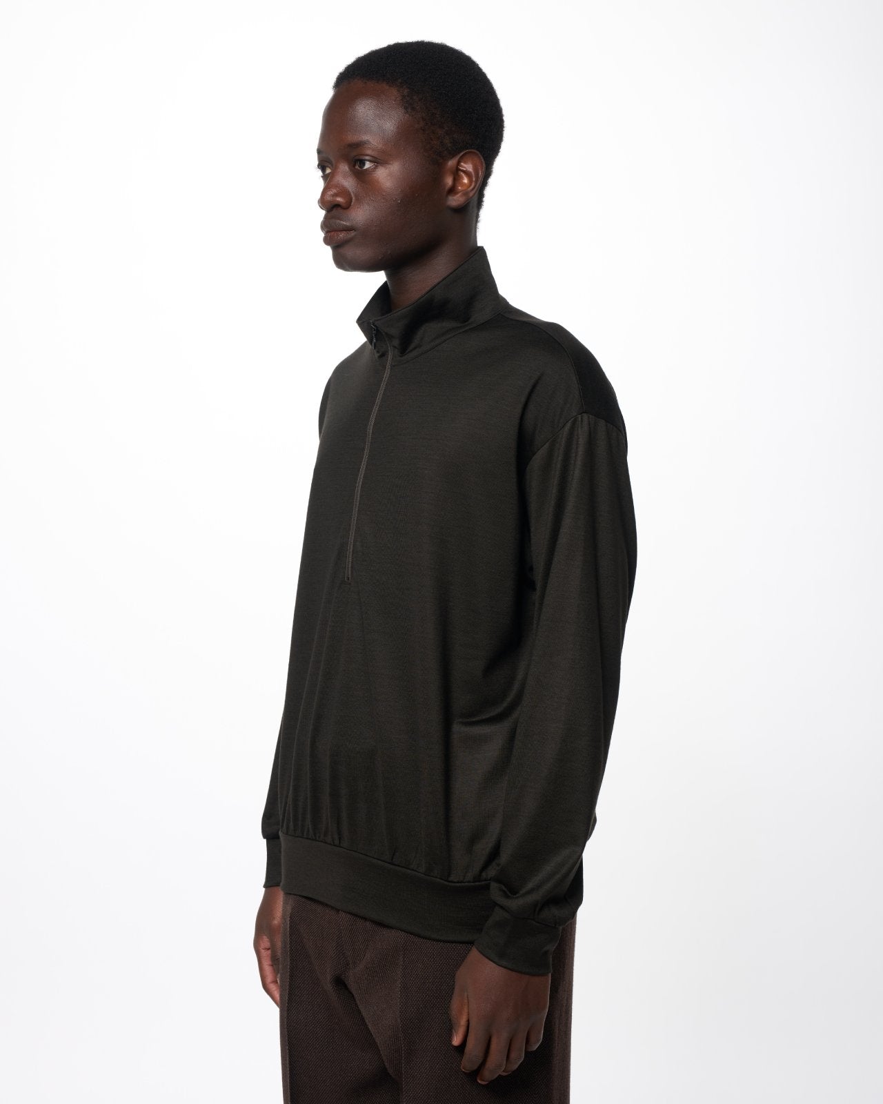 スーパー100s ウォッシャブルウール天竺 / ハーフジップスタンド, Olive