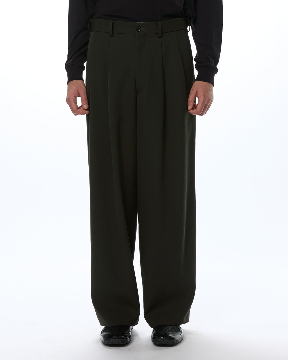 Wool Gabardine Washer Tumbler / Double Pleated Wide Trousers, Dark Olive